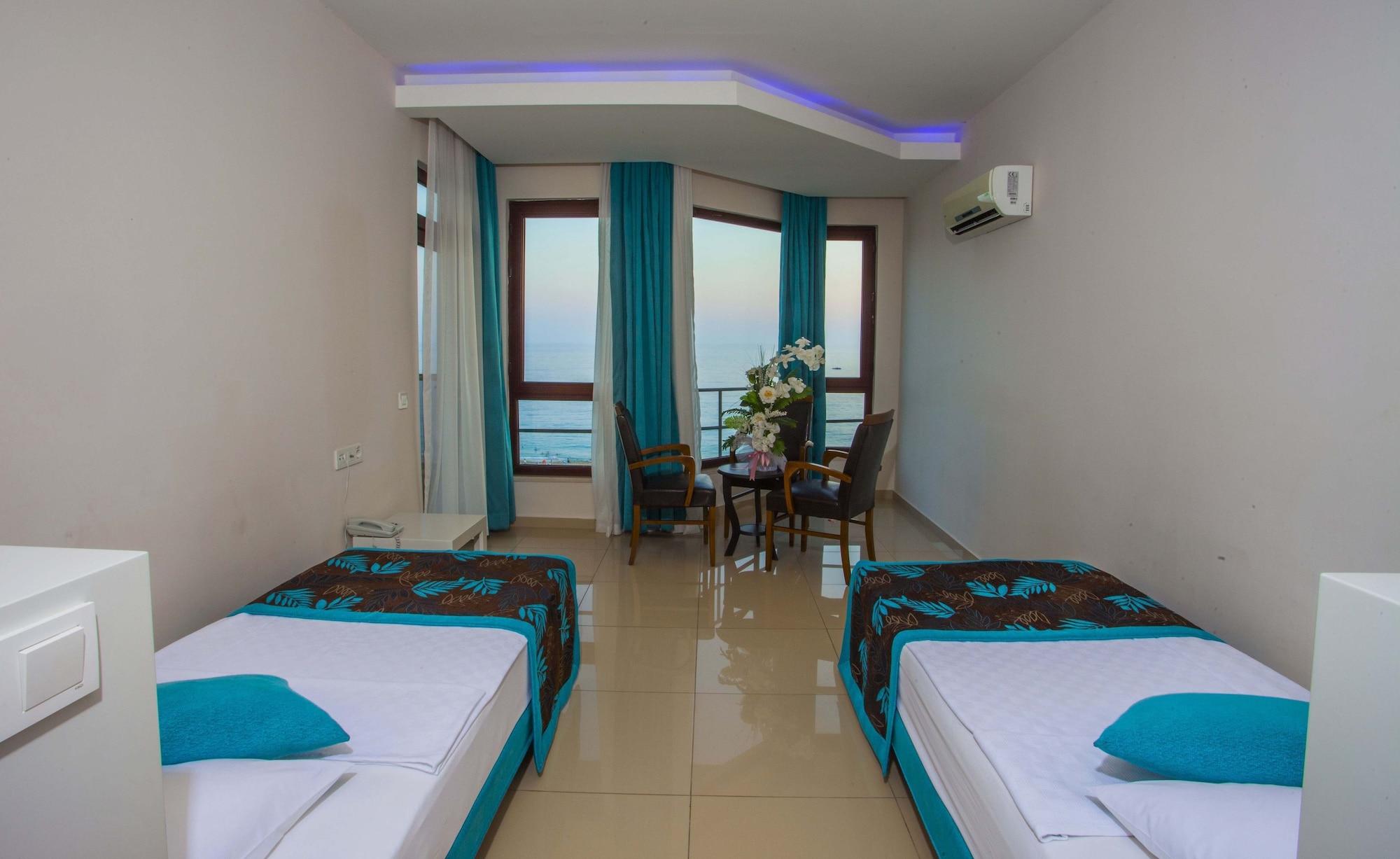 Kleopatra Ada Hotell 3*