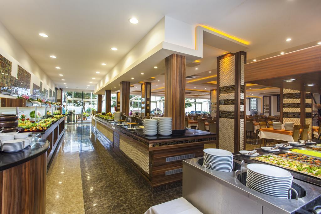 Hotell Kleopatra Ada 3*